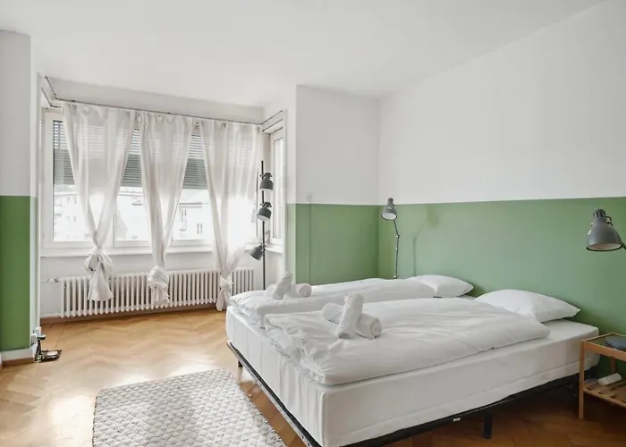 For Explorers 224 Apartman *